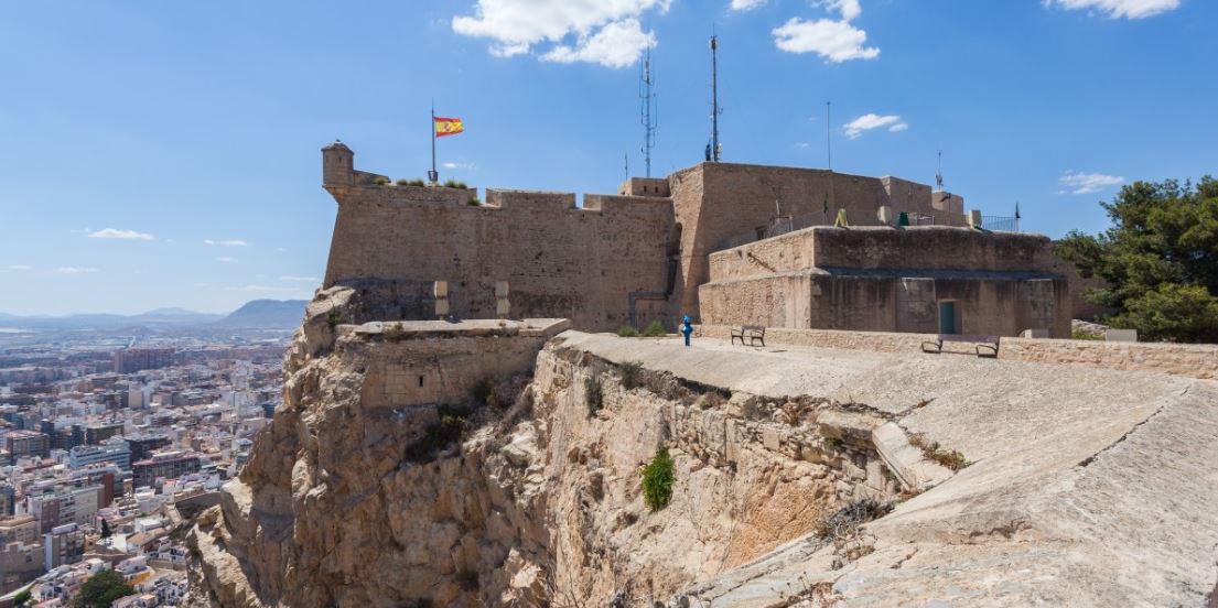 Castillo de Santa Barbara I Castillo de Santa Barbara I